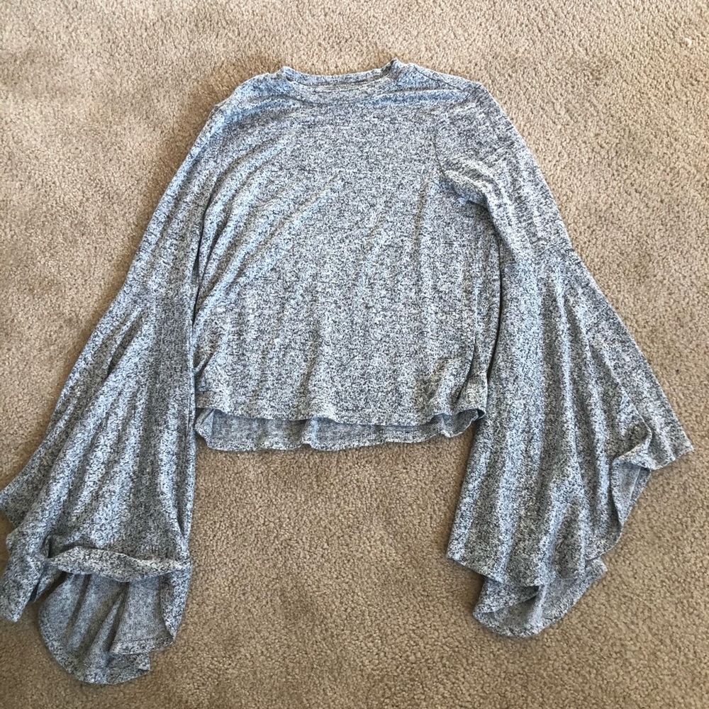 🧡 Bell Sleeve Sweater